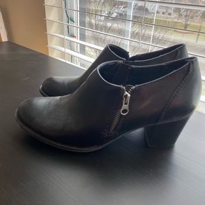 G.H. Bass Womens Boots